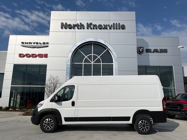 2024 Ram ProMaster Cargo Van SLT+