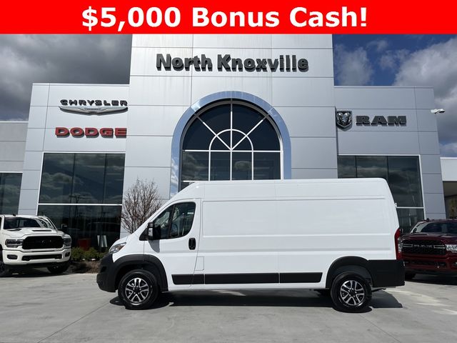 2024 Ram ProMaster Cargo Van SLT+