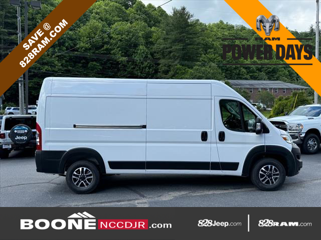 2024 Ram ProMaster Cargo Van SLT