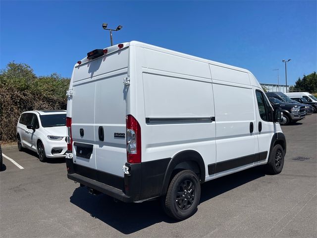 2024 Ram ProMaster Cargo Van SLT+