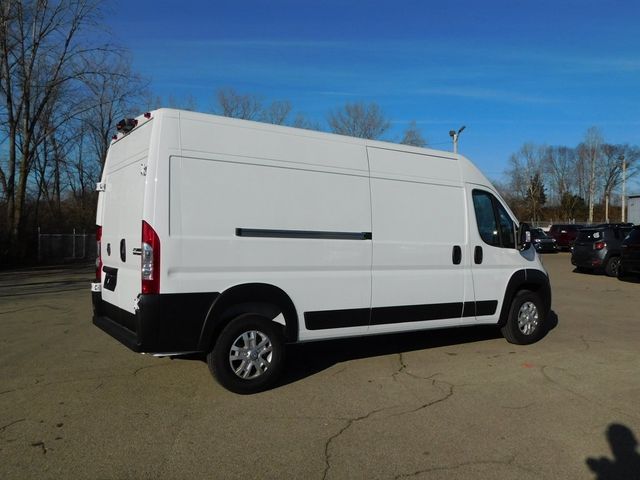 2024 Ram ProMaster Cargo Van SLT+