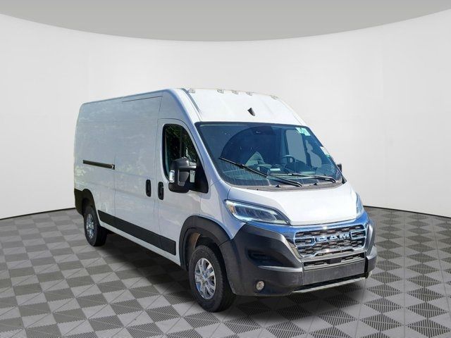 2024 Ram ProMaster Cargo Van SLT