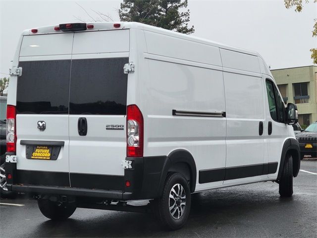 2024 Ram ProMaster Cargo Van SLT+