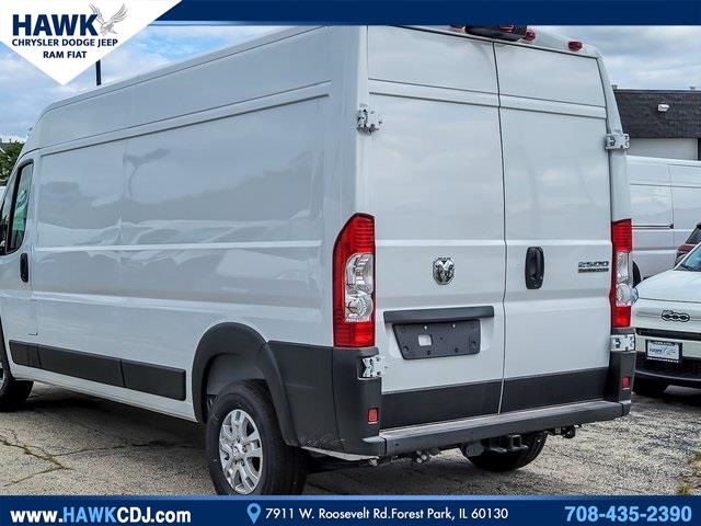 2024 Ram ProMaster Cargo Van SLT