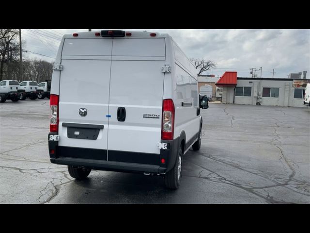 2024 Ram ProMaster Cargo Van SLT