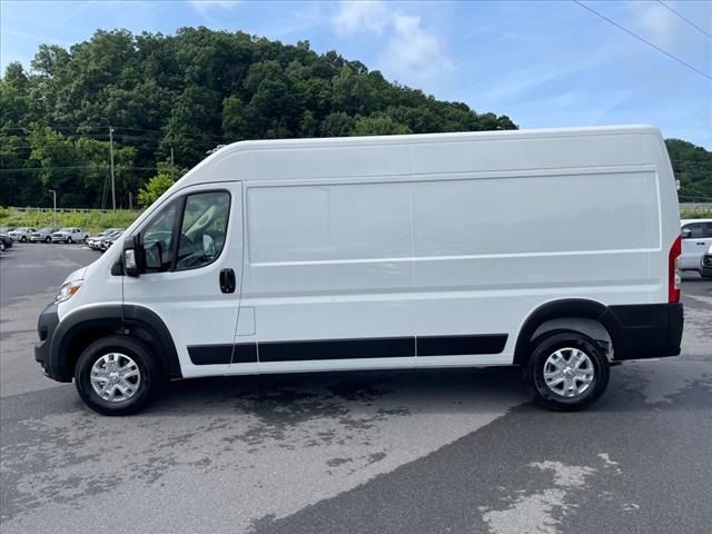 2024 Ram ProMaster Cargo Van SLT