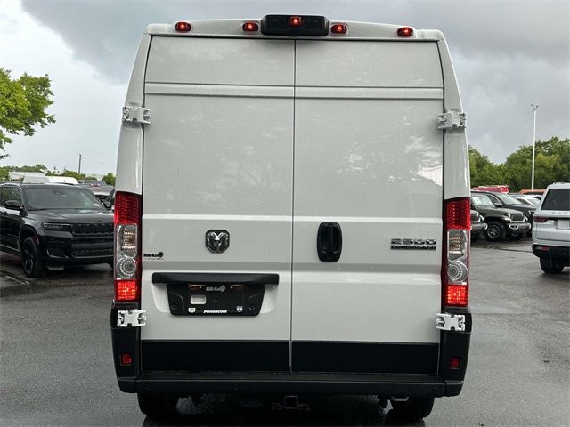 2024 Ram ProMaster Cargo Van SLT+