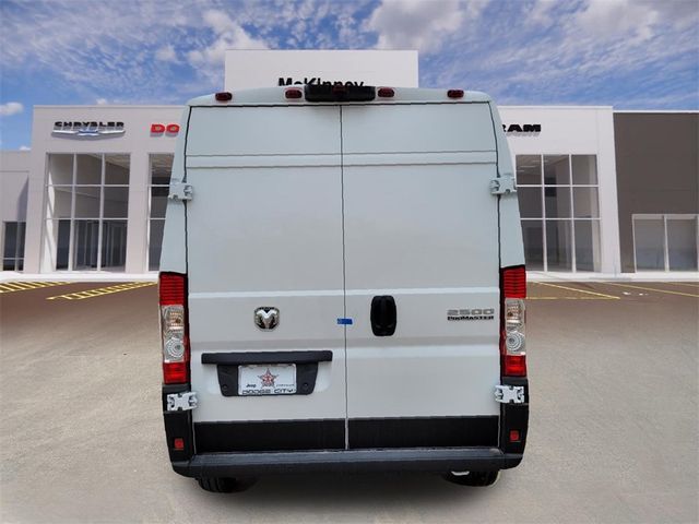 2024 Ram ProMaster Cargo Van SLT+