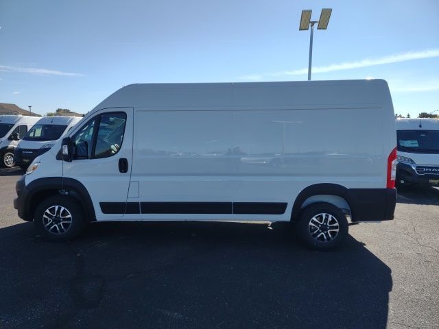 2024 Ram ProMaster Cargo Van SLT+