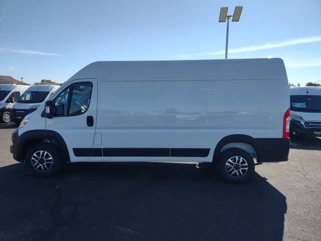 2024 Ram ProMaster Cargo Van SLT+