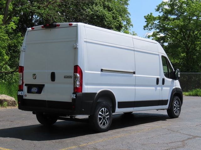 2024 Ram ProMaster Cargo Van SLT