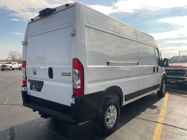 2024 Ram ProMaster Cargo Van SLT