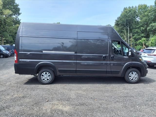 2024 Ram ProMaster Cargo Van SLT