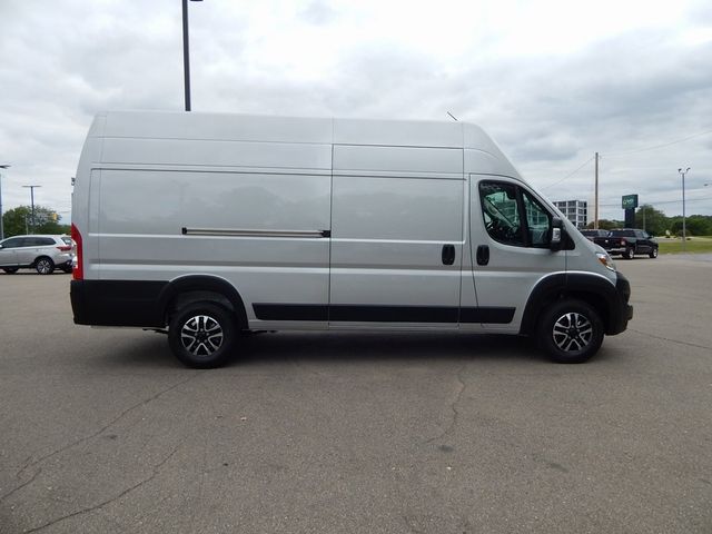 2024 Ram ProMaster Cargo Van SLT