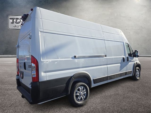 2024 Ram ProMaster Cargo Van SLT+