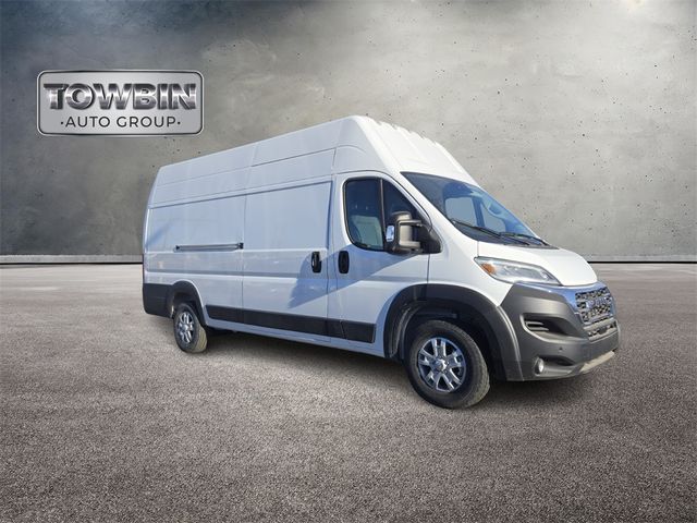 2024 Ram ProMaster Cargo Van SLT+