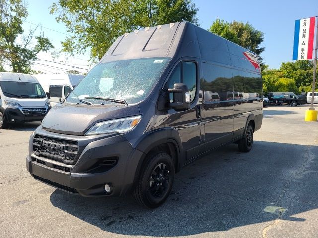 2024 Ram ProMaster Cargo Van SLT+