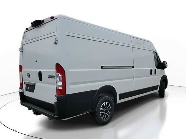 2024 Ram ProMaster Cargo Van SLT