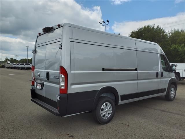 2024 Ram ProMaster Cargo Van SLT