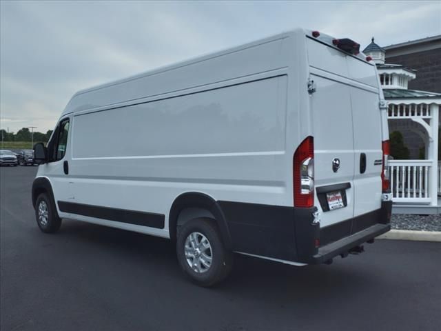 2024 Ram ProMaster Cargo Van SLT