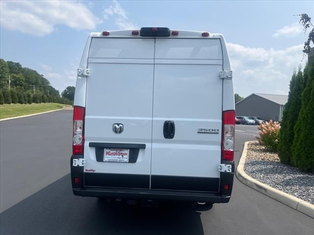 2024 Ram ProMaster Cargo Van SLT