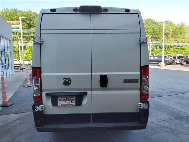 2024 Ram ProMaster Cargo Van SLT