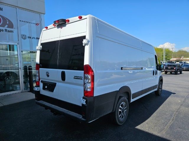 2024 Ram ProMaster Cargo Van SLT+