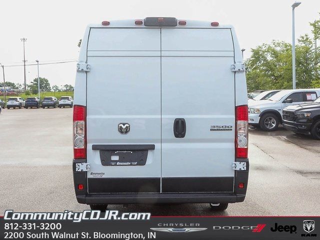 2024 Ram ProMaster Cargo Van SLT