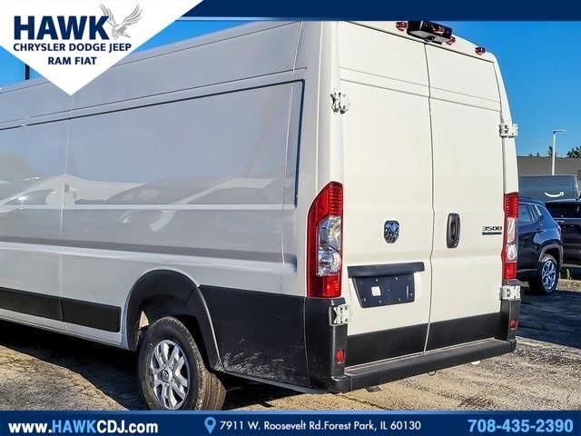 2024 Ram ProMaster Cargo Van SLT