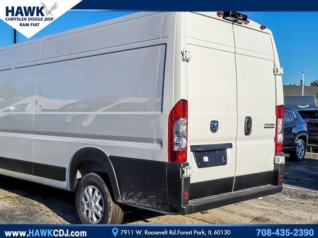 2024 Ram ProMaster Cargo Van SLT