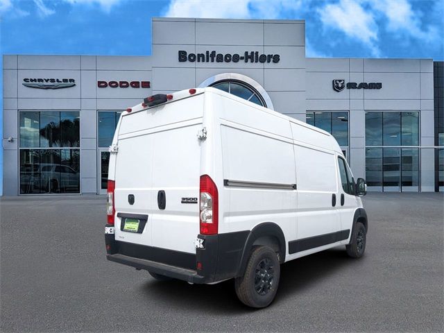 2024 Ram ProMaster Cargo Van SLT+