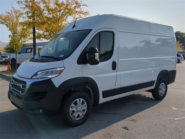 2024 Ram ProMaster Cargo Van SLT+