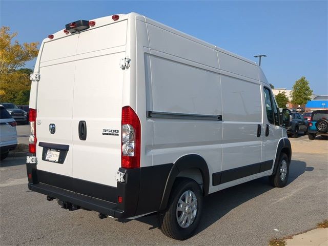 2024 Ram ProMaster Cargo Van SLT+