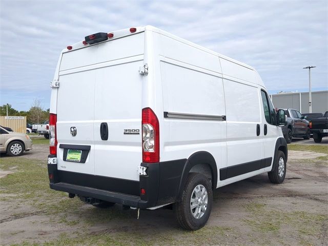 2024 Ram ProMaster Cargo Van SLT+