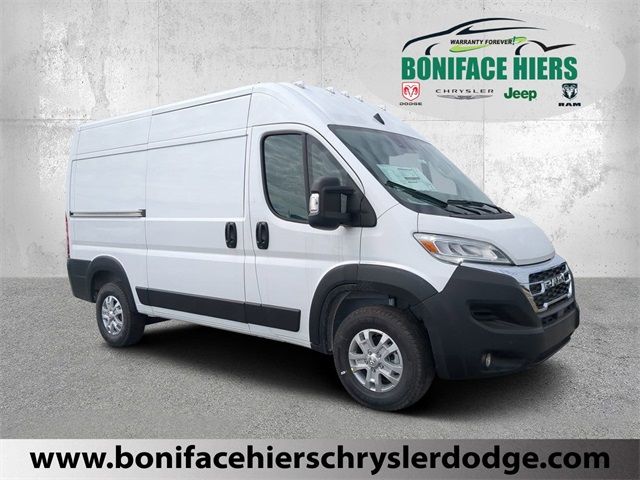 2024 Ram ProMaster Cargo Van SLT+