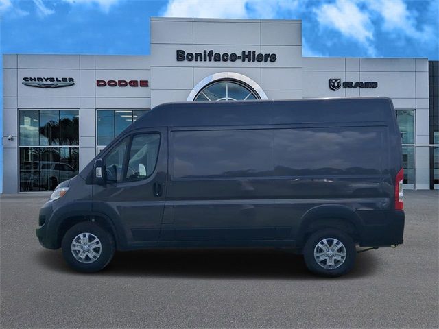 2024 Ram ProMaster Cargo Van SLT+