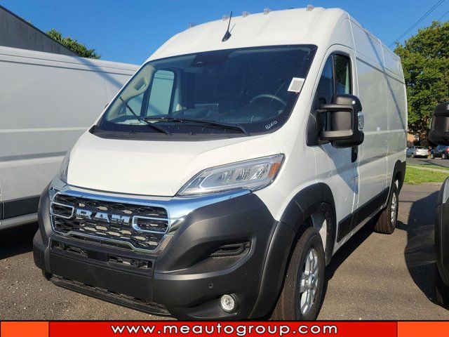 2024 Ram ProMaster Cargo Van SLT+