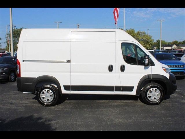 2024 Ram ProMaster Cargo Van SLT+