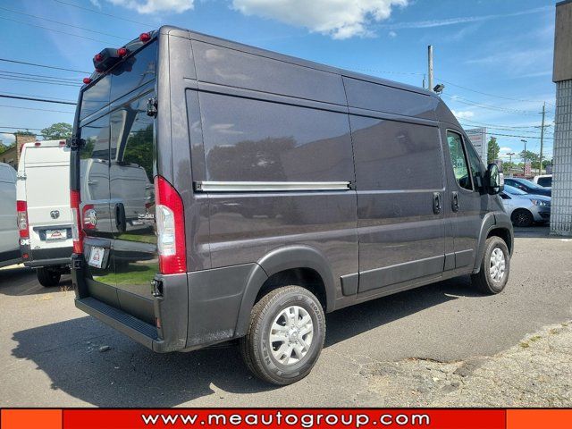 2024 Ram ProMaster Cargo Van SLT+