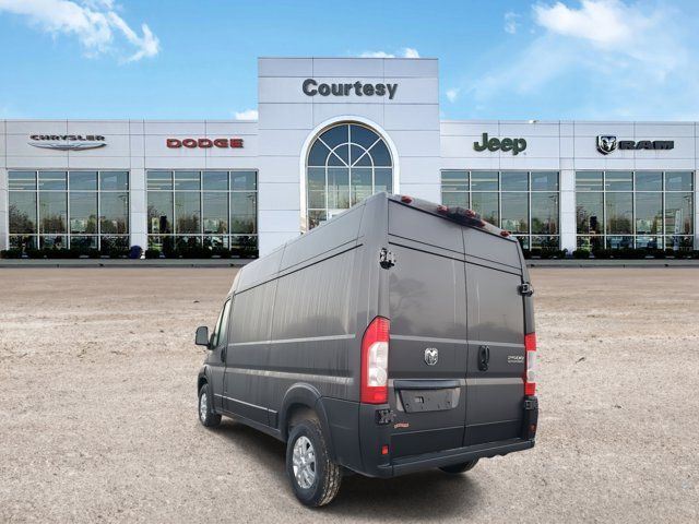 2024 Ram ProMaster Cargo Van SLT+