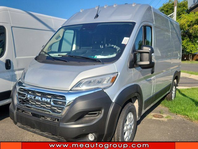 2024 Ram ProMaster Cargo Van SLT+