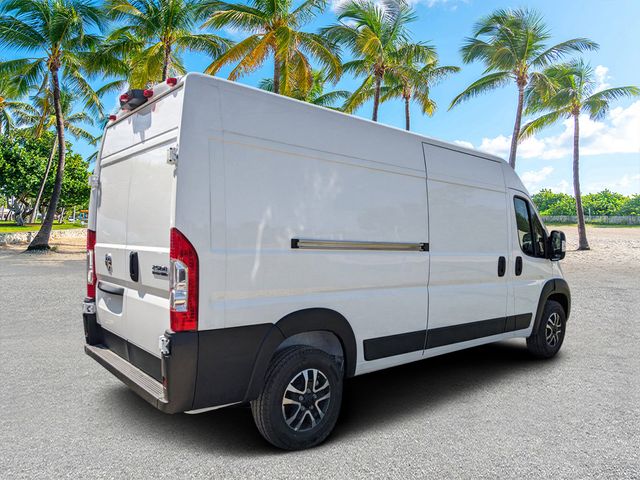 2024 Ram ProMaster Cargo Van SLT+