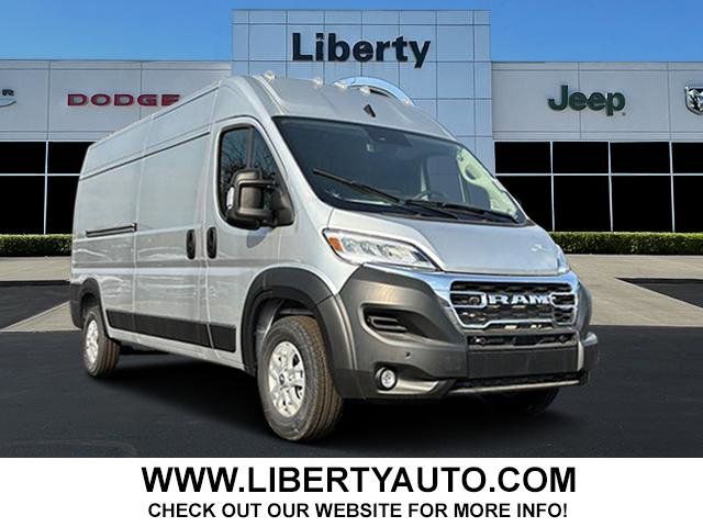 2024 Ram ProMaster Cargo Van SLT+