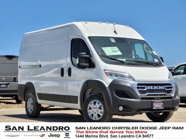 2024 Ram ProMaster Cargo Van SLT