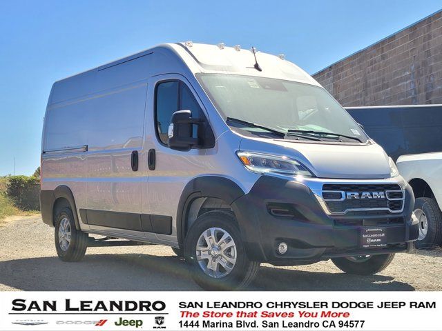 2024 Ram ProMaster Cargo Van SLT