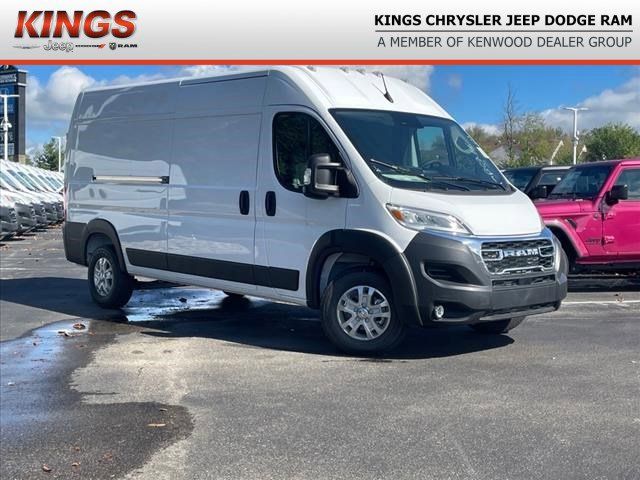 2024 Ram ProMaster Cargo Van SLT