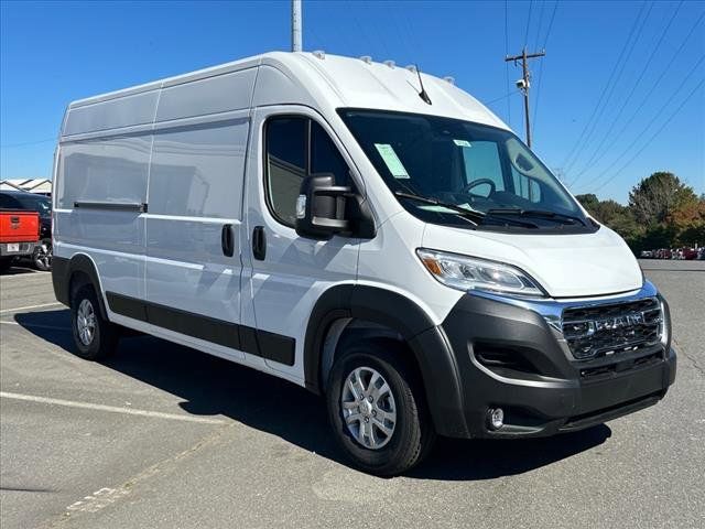 2024 Ram ProMaster Cargo Van SLT