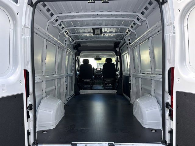 2024 Ram ProMaster Cargo Van SLT