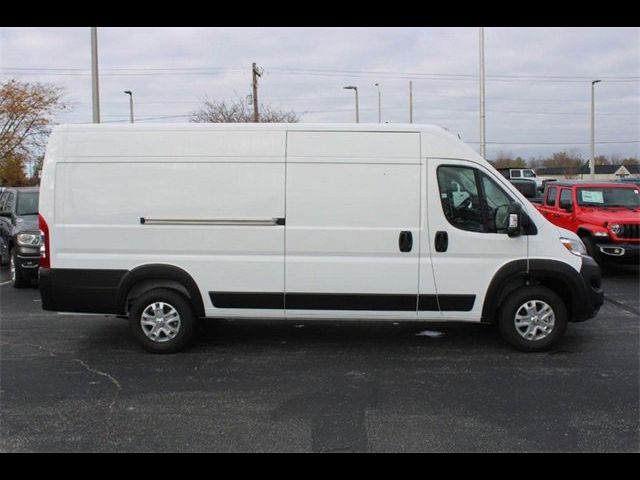 2024 Ram ProMaster Cargo Van SLT