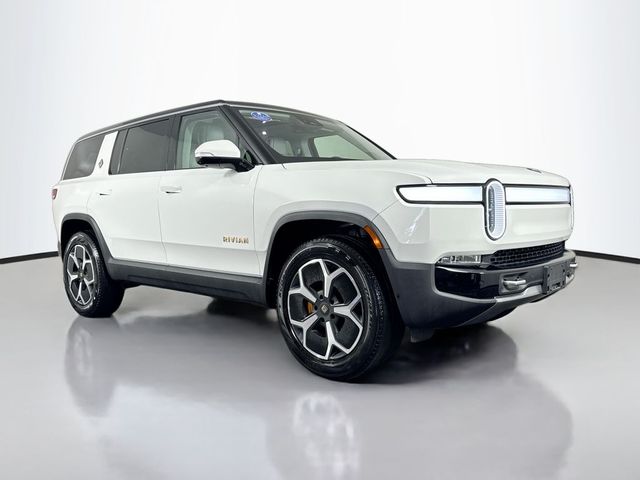 2024 Rivian R1S Adventure